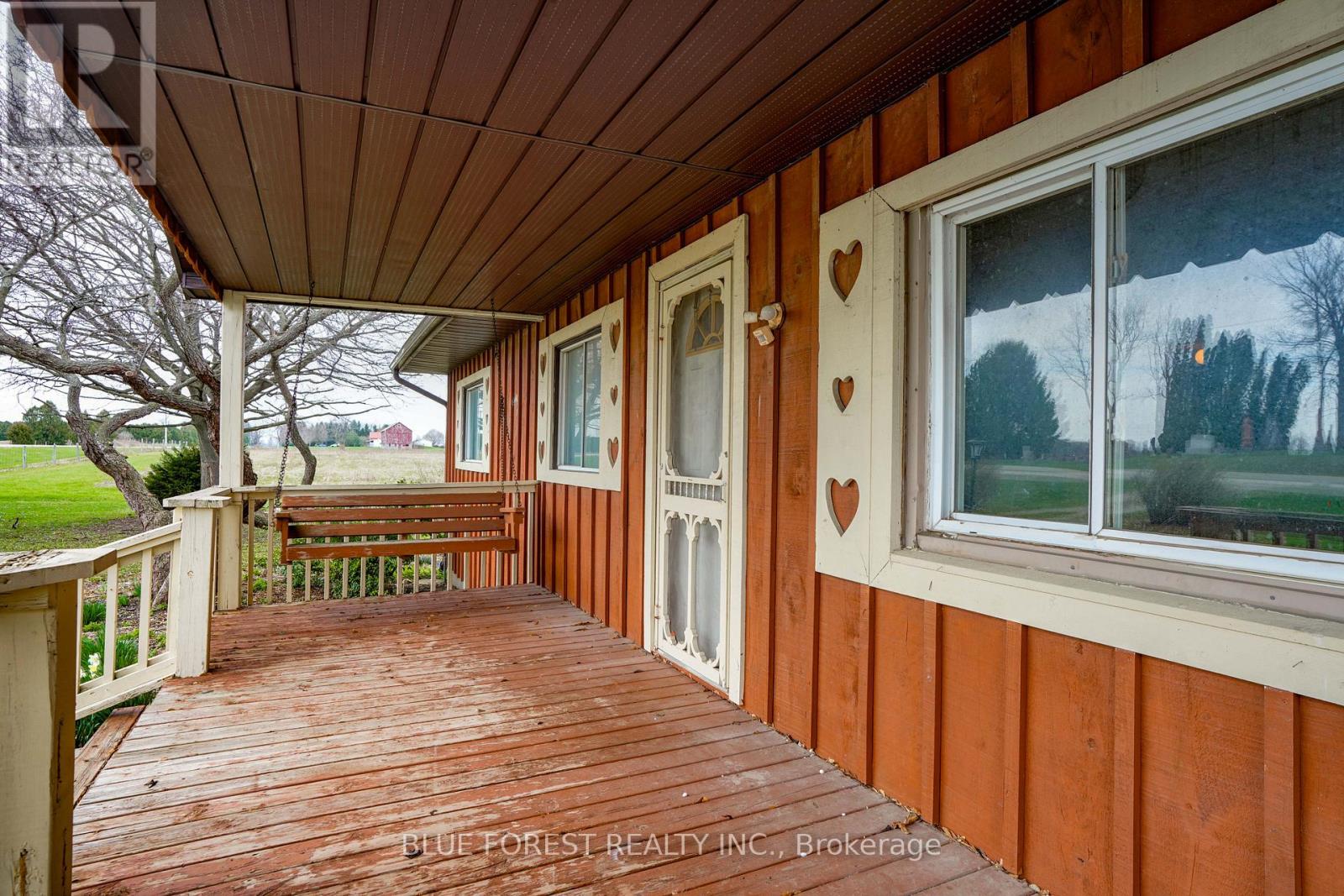 21698 Johnston Line, West Elgin, Ontario  N0L 2N0 - Photo 7 - X13018114