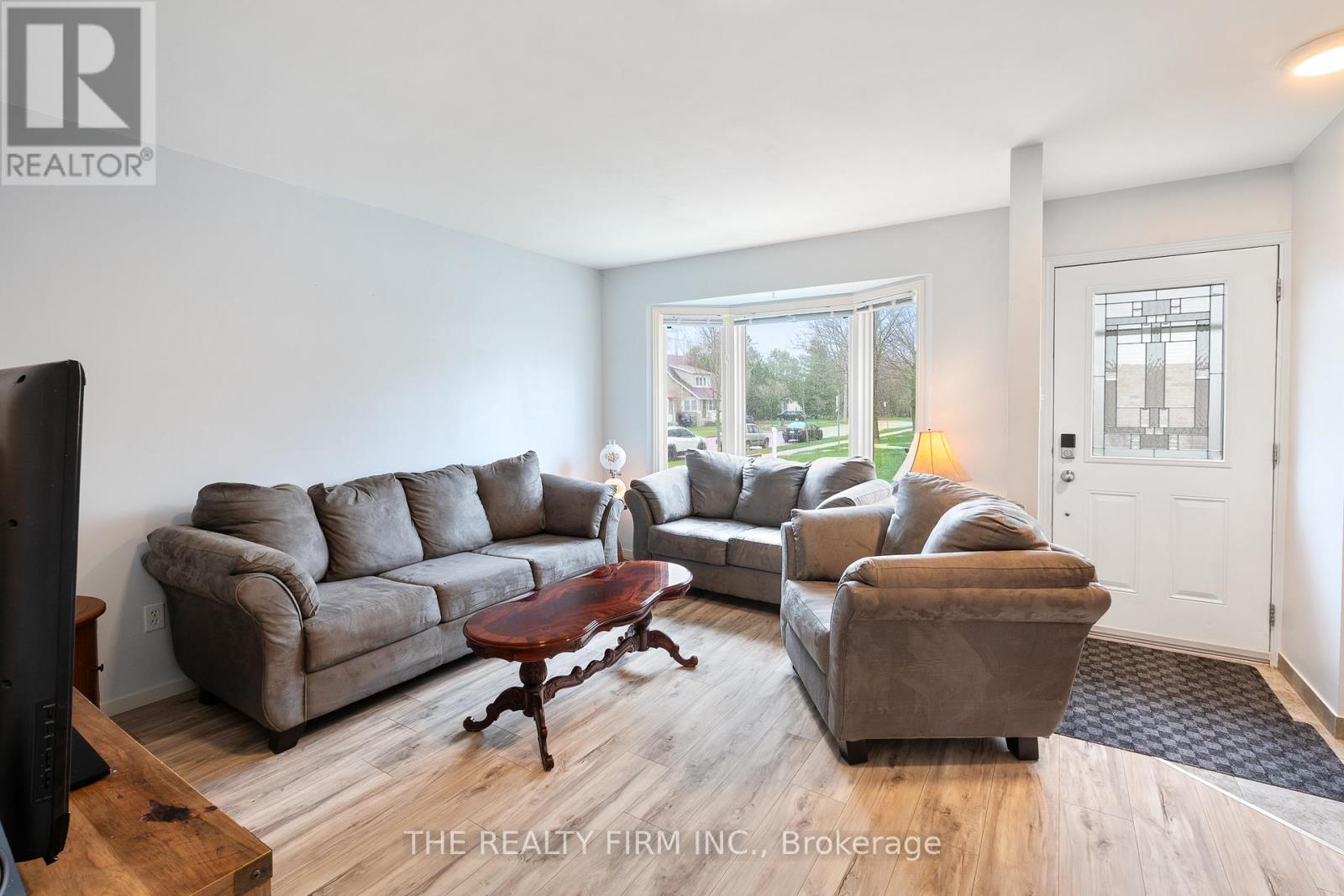 1 - 40 Burslem Street, London East (East N), Ontario  N5W 2V7 - Photo 6 - X13018140