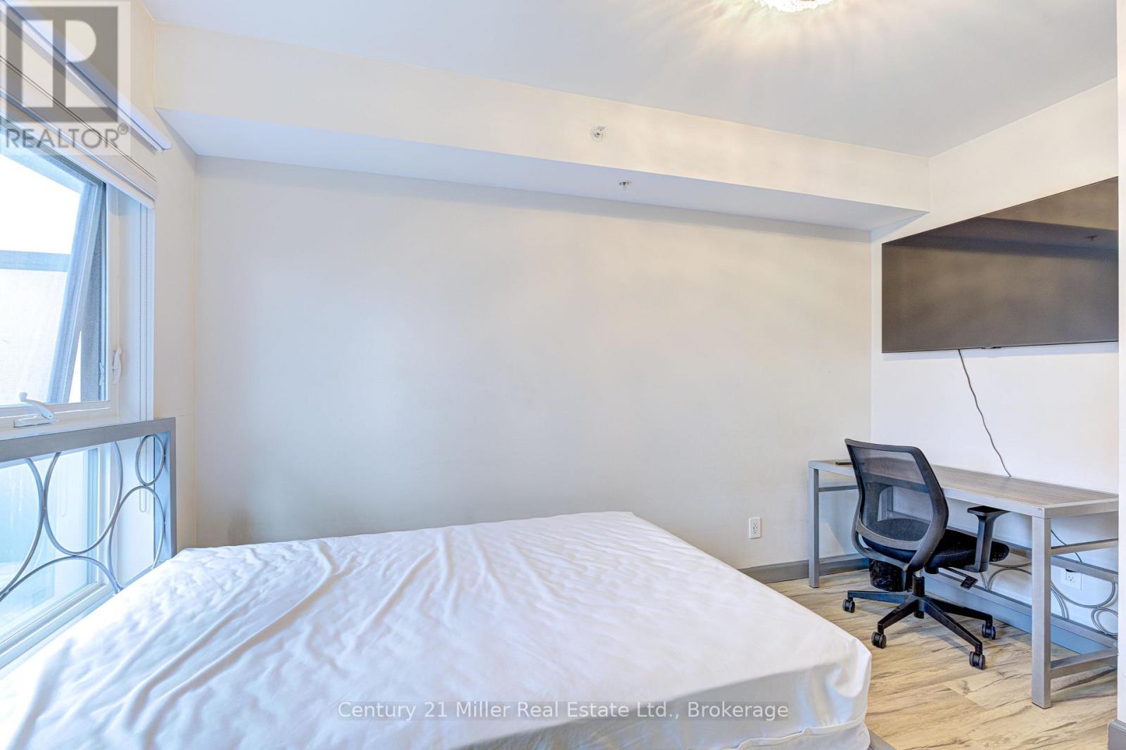 181 - 258a Sunview Street, Waterloo, Ontario  N2L 0H6 - Photo 5 - X13018172