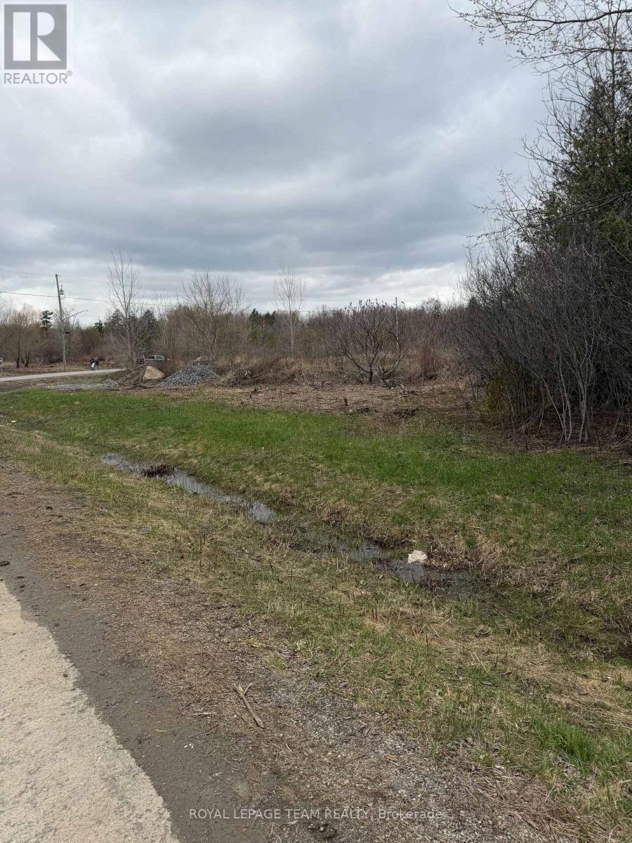 8050 Adam Baker Way, Ottawa, Ontario  K0A 2P0 - Photo 2 - X13018126