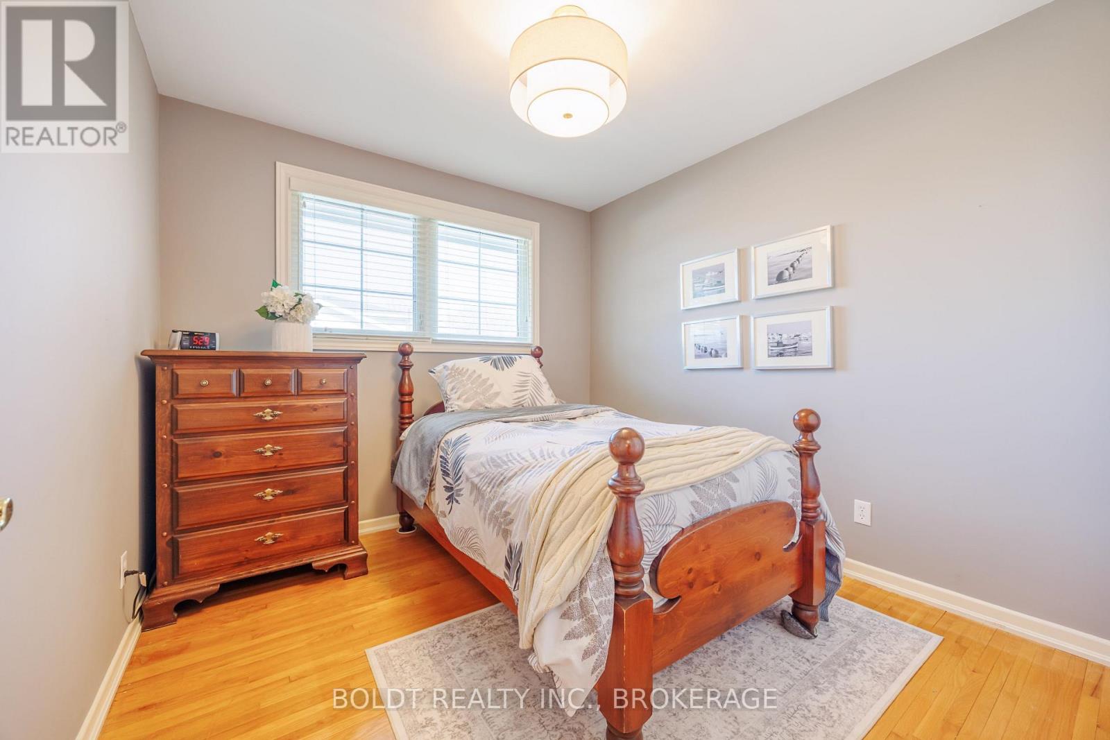 24 Mississauga Road, St. Catharines, Ontario  L2N 3K4 - Photo 13 - X13018148