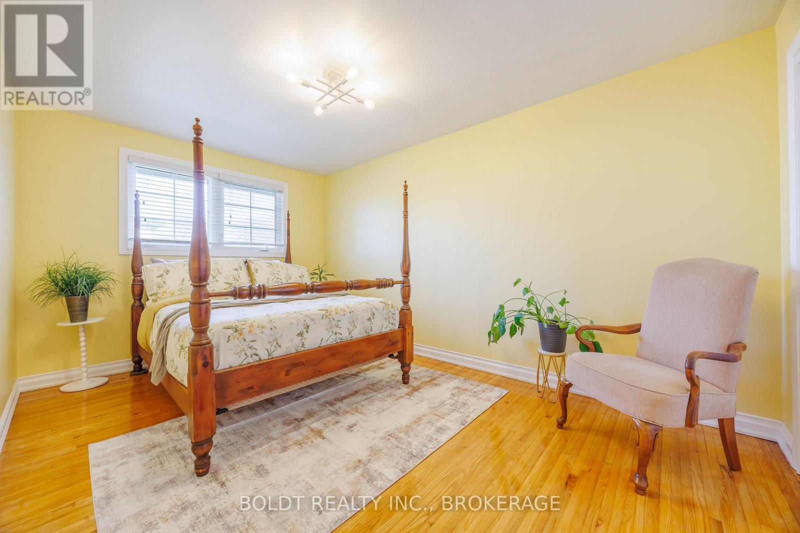 24 Mississauga Road, St. Catharines, Ontario  L2N 3K4 - Photo 15 - X13018148