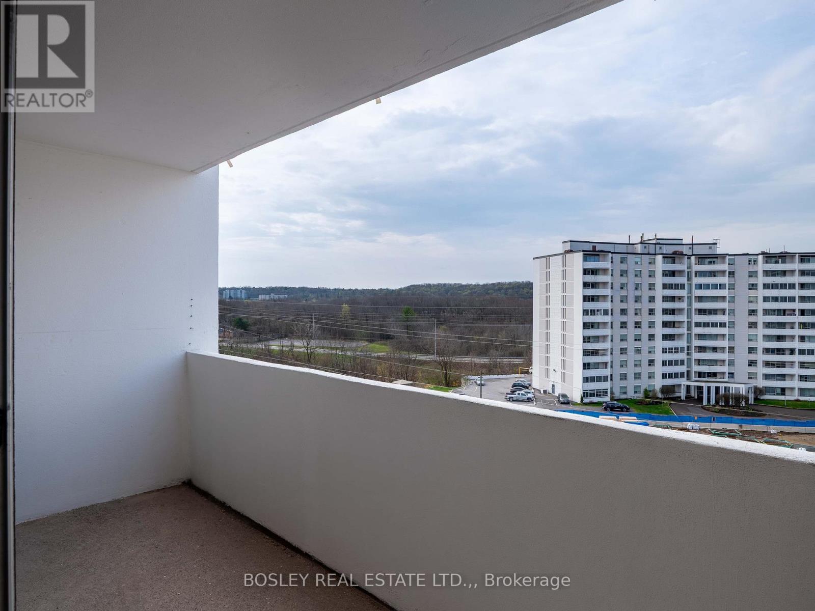 8 - 15 Towering Heights Boulevard, St. Catharines, Ontario  L2T 3G7 - Photo 9 - X13018168