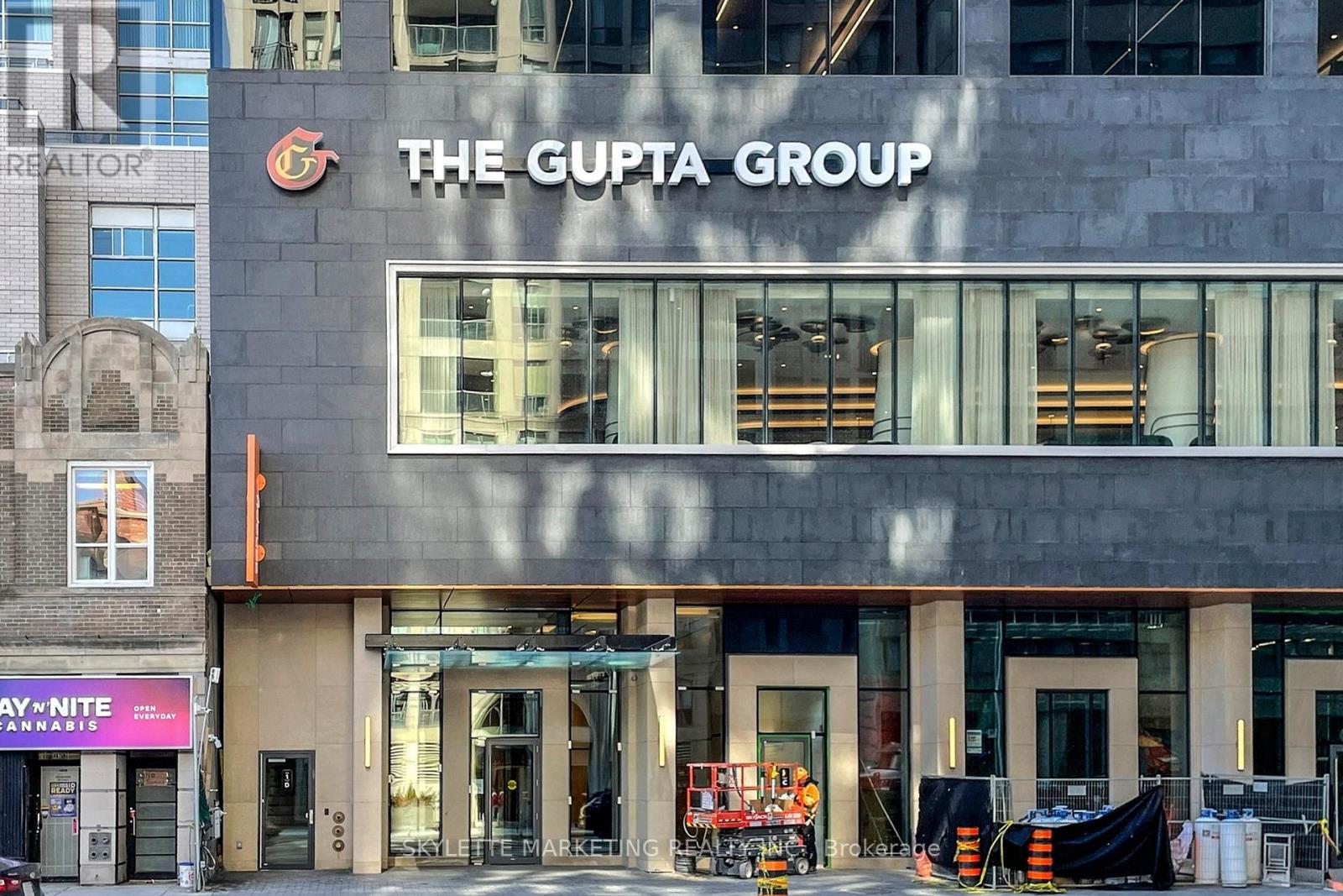 3201 - 395 Bloor Street E, Toronto, Ontario  M4W 1H7 - Photo 2 - C13018068