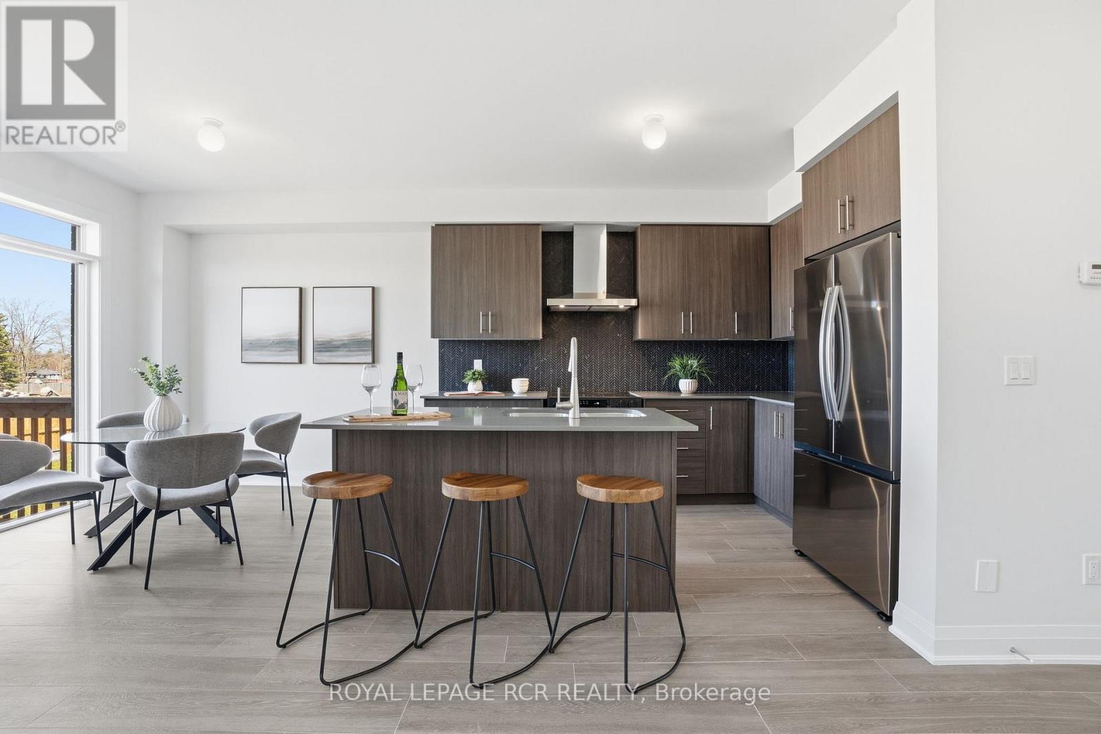 1350 Davis Loop, Innisfil (Lefroy), Ontario  L0L 1W0 - Photo 13 - N13018128