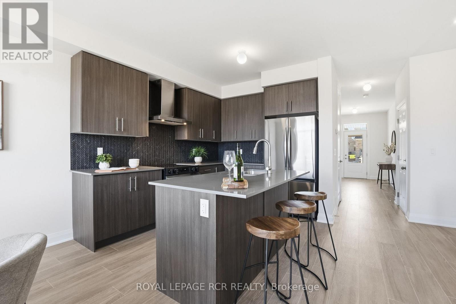 1350 Davis Loop, Innisfil (Lefroy), Ontario  L0L 1W0 - Photo 14 - N13018128