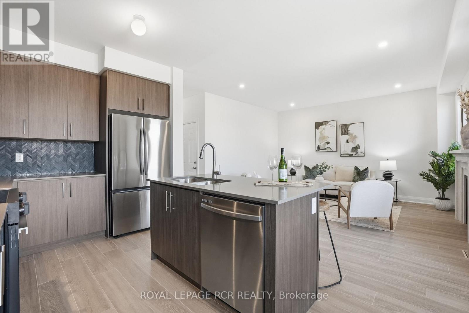 1350 Davis Loop, Innisfil (Lefroy), Ontario  L0L 1W0 - Photo 16 - N13018128