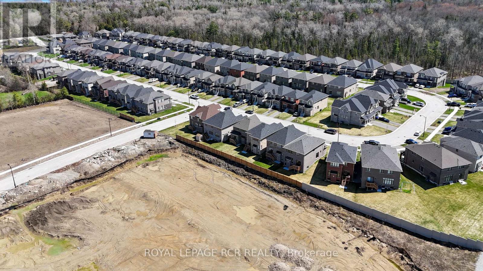 1350 Davis Loop, Innisfil (Lefroy), Ontario  L0L 1W0 - Photo 37 - N13018128