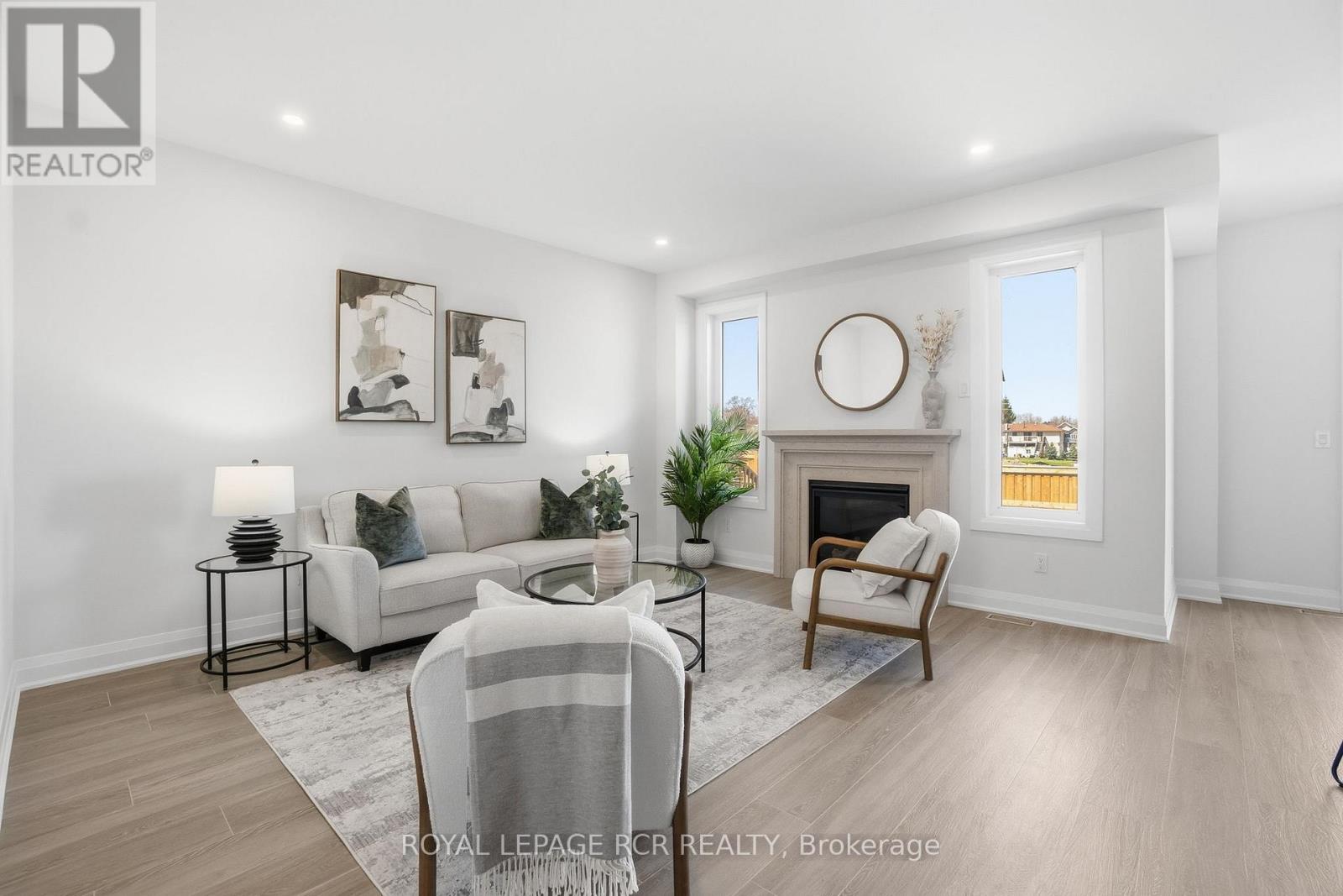 1350 Davis Loop, Innisfil (Lefroy), Ontario  L0L 1W0 - Photo 8 - N13018128