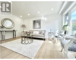 323 ELMWOOD AVENUE, Richmond Hill, Ontario