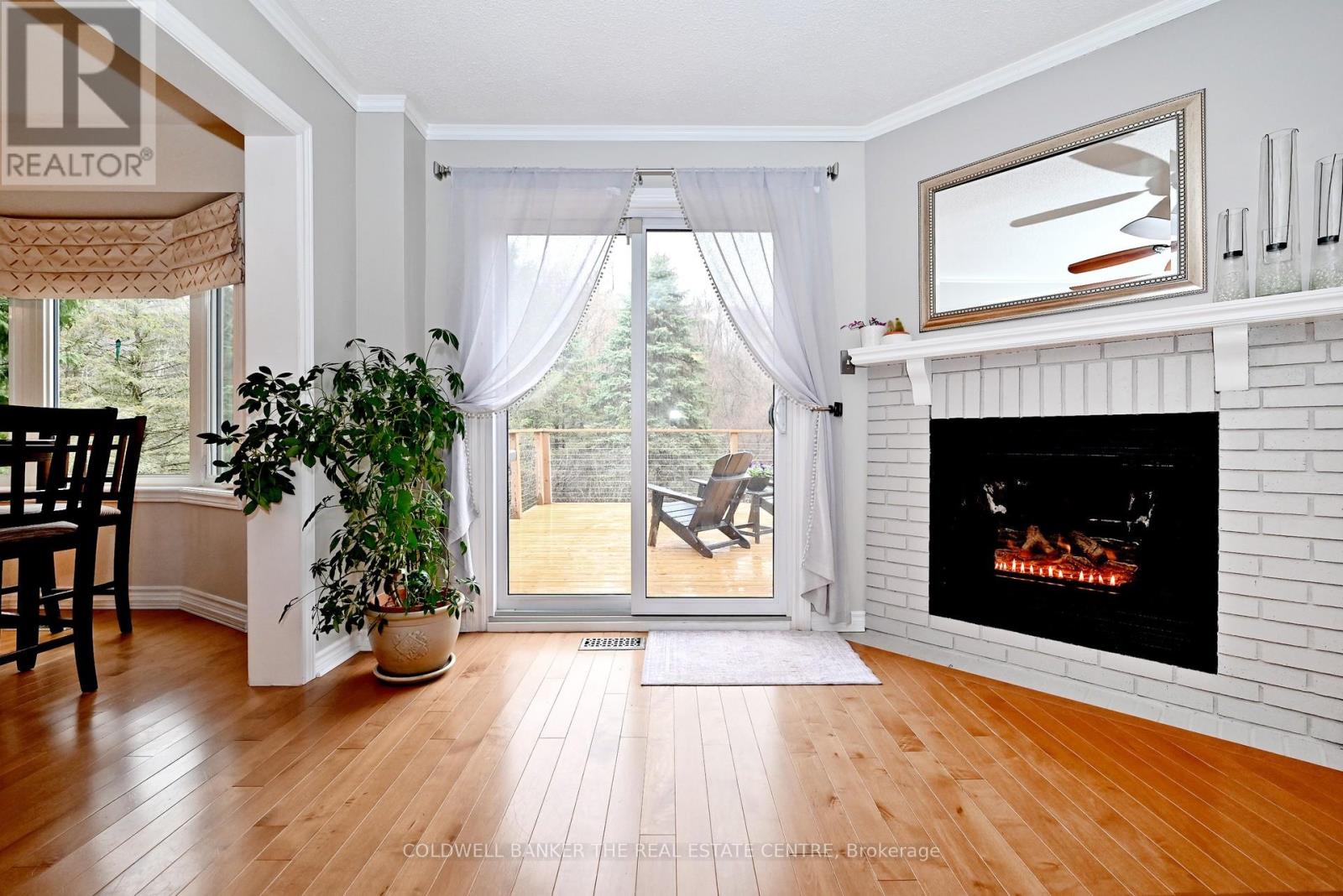 102 Deerglen Terrace, Aurora, Ontario  L4G 6Y3 - Photo 10 - N13018150