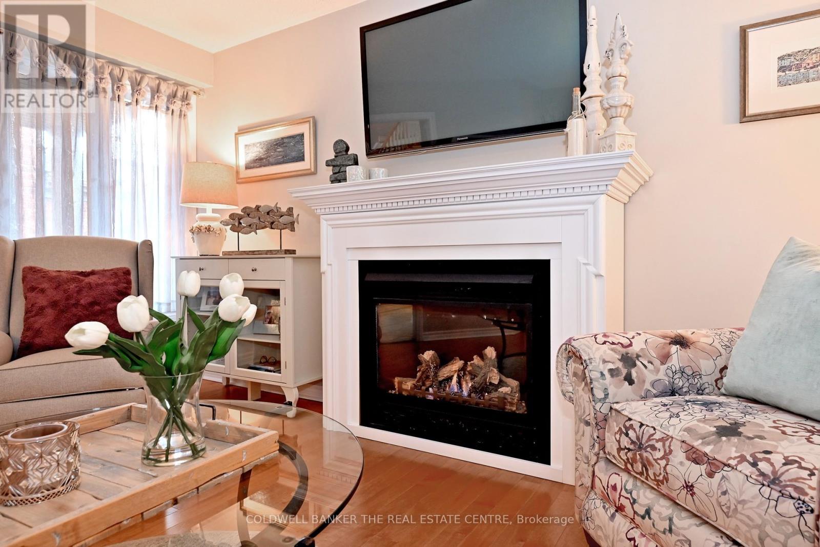 102 Deerglen Terrace, Aurora, Ontario  L4G 6Y3 - Photo 6 - N13018150