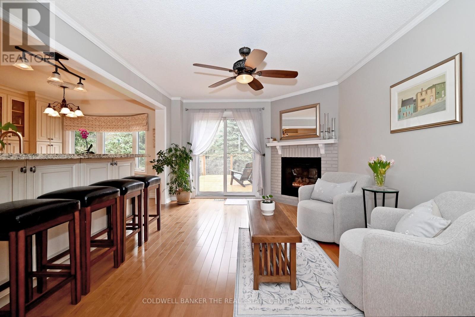 102 Deerglen Terrace, Aurora, Ontario  L4G 6Y3 - Photo 8 - N13018150