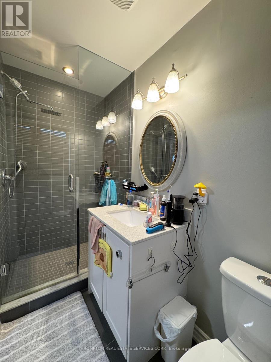 154 Amulet Crescent, Richmond Hill, Ontario  L4S 2T5 - Photo 8 - N13018176