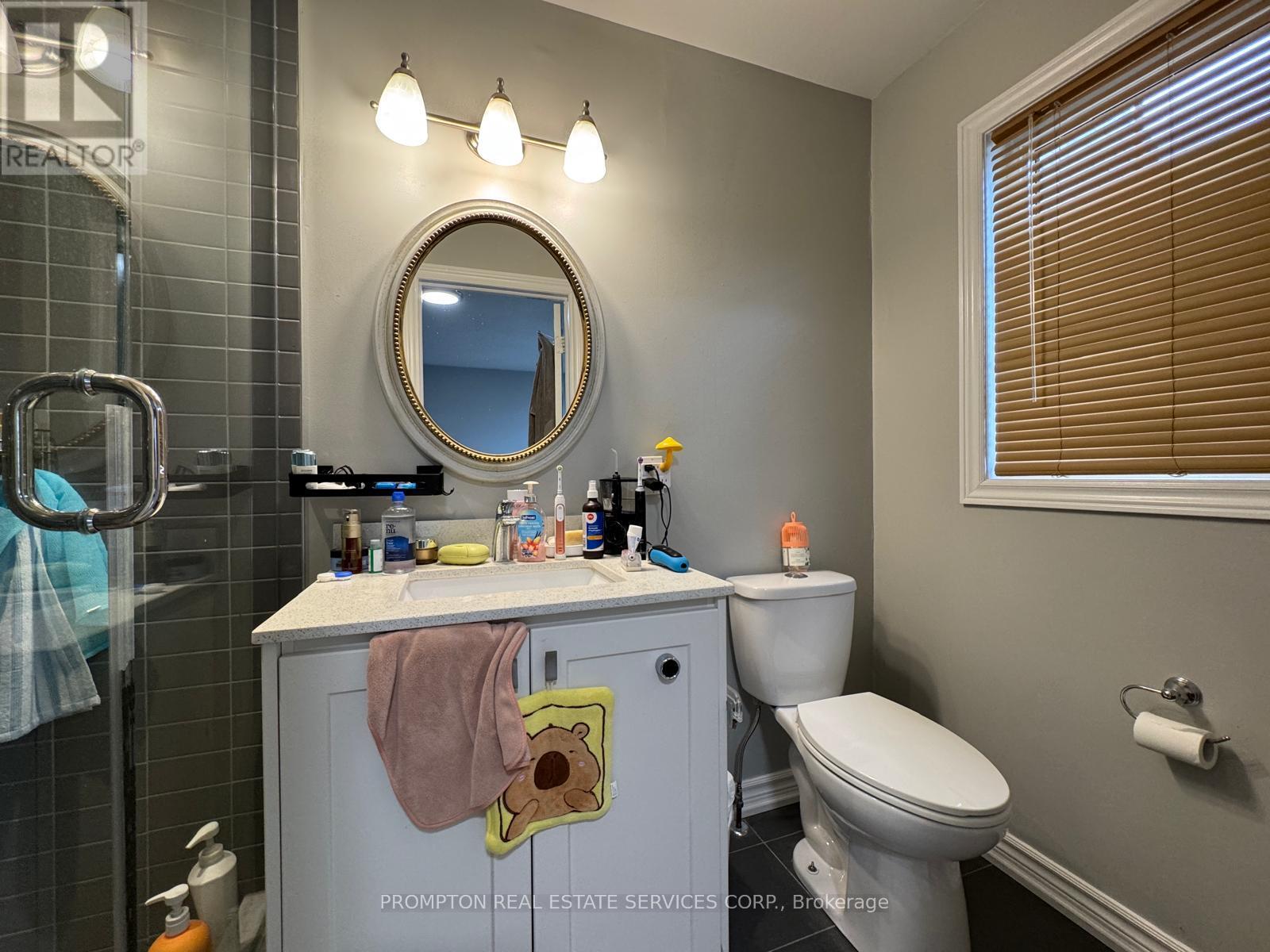 154 Amulet Crescent, Richmond Hill, Ontario  L4S 2T5 - Photo 9 - N13018176