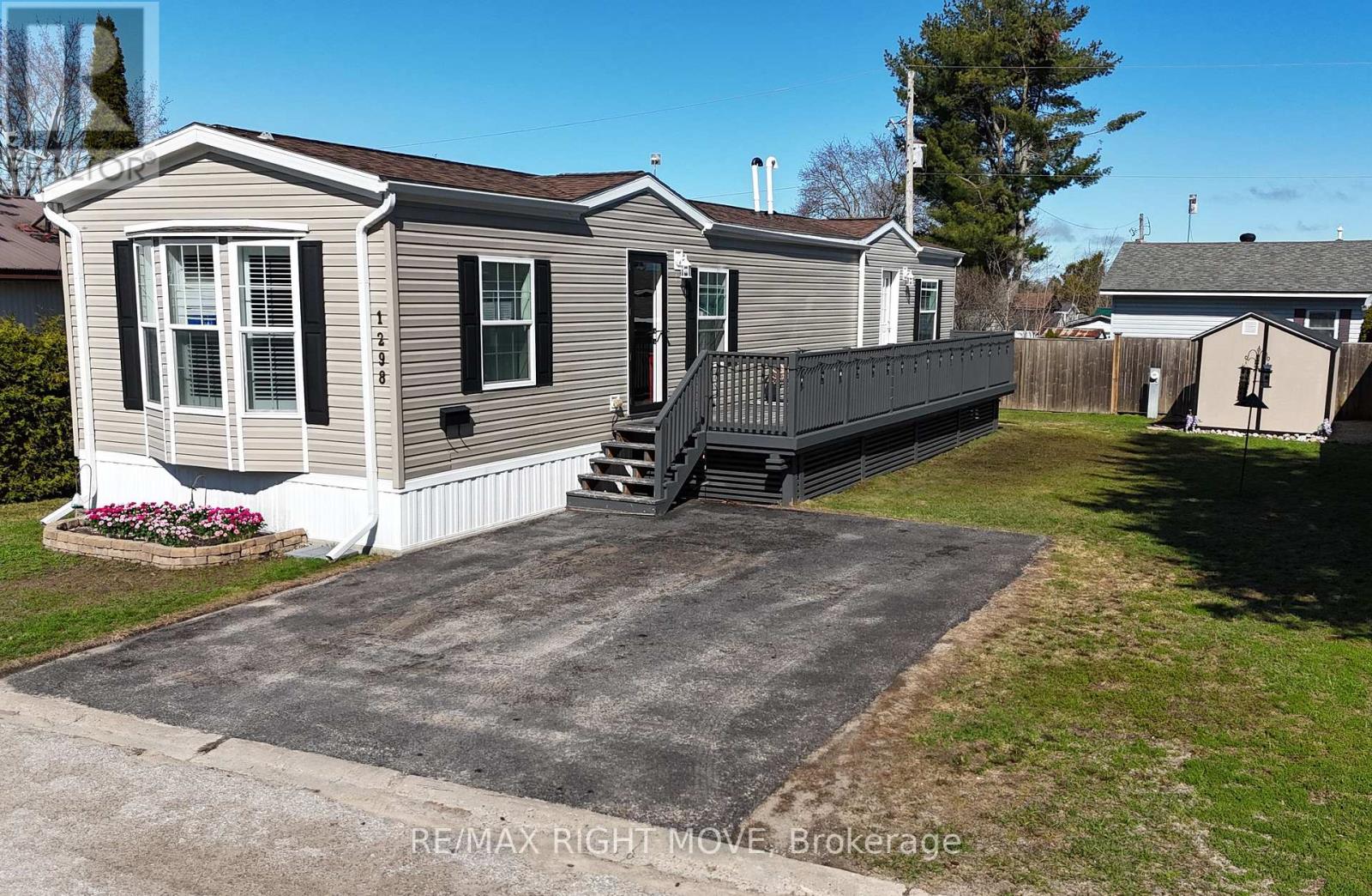 1298 HILLTOP ROAD, Severn, Ontario