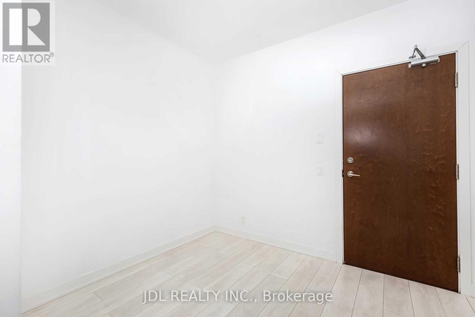 3702 - 2212 Lake Shore Boulevard W, Toronto, Ontario  M8V 0C2 - Photo 2 - W13018056