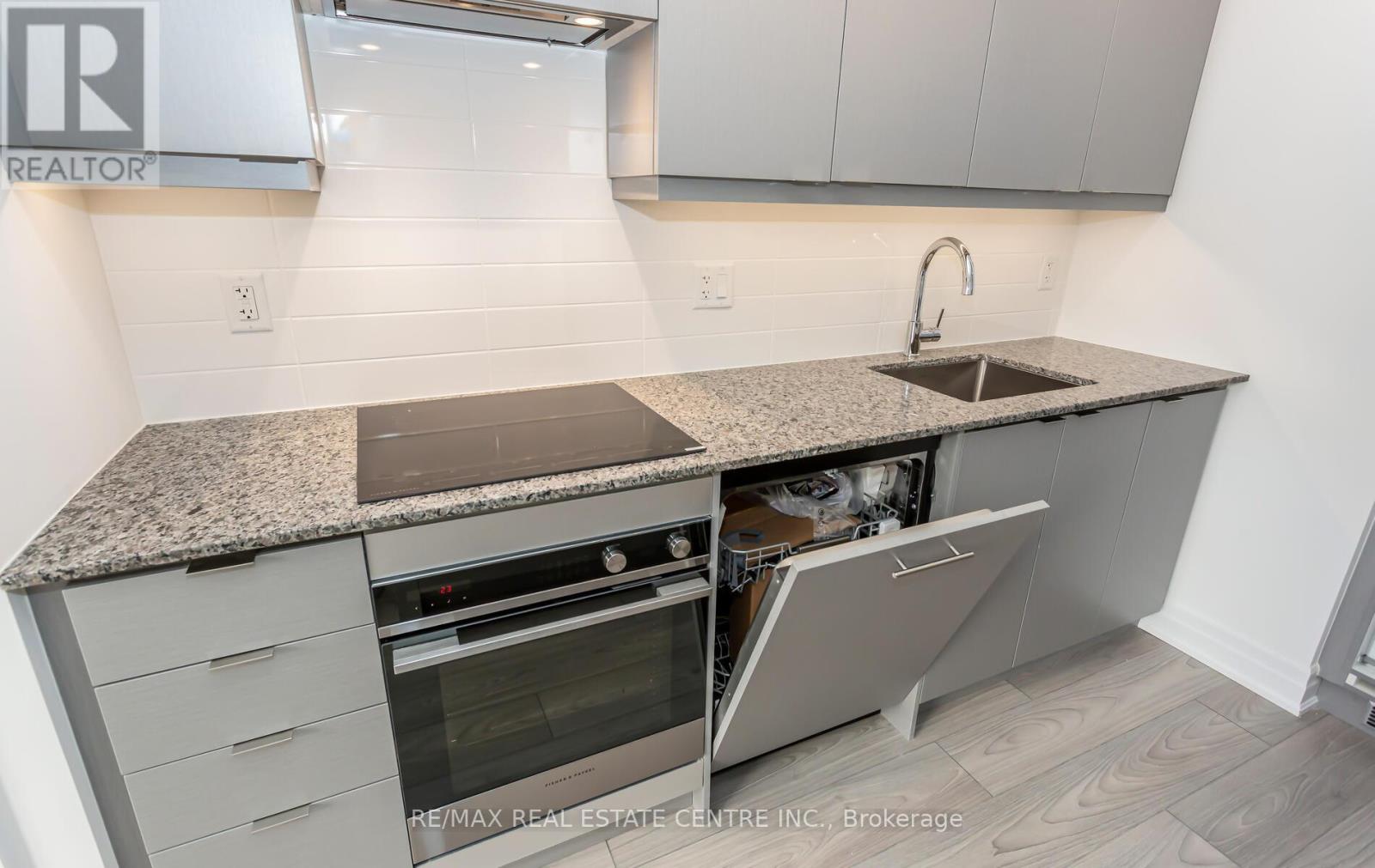 1610 - 36 Elm Drive W, Mississauga, Ontario  L5B 1L9 - Photo 15 - W13018058