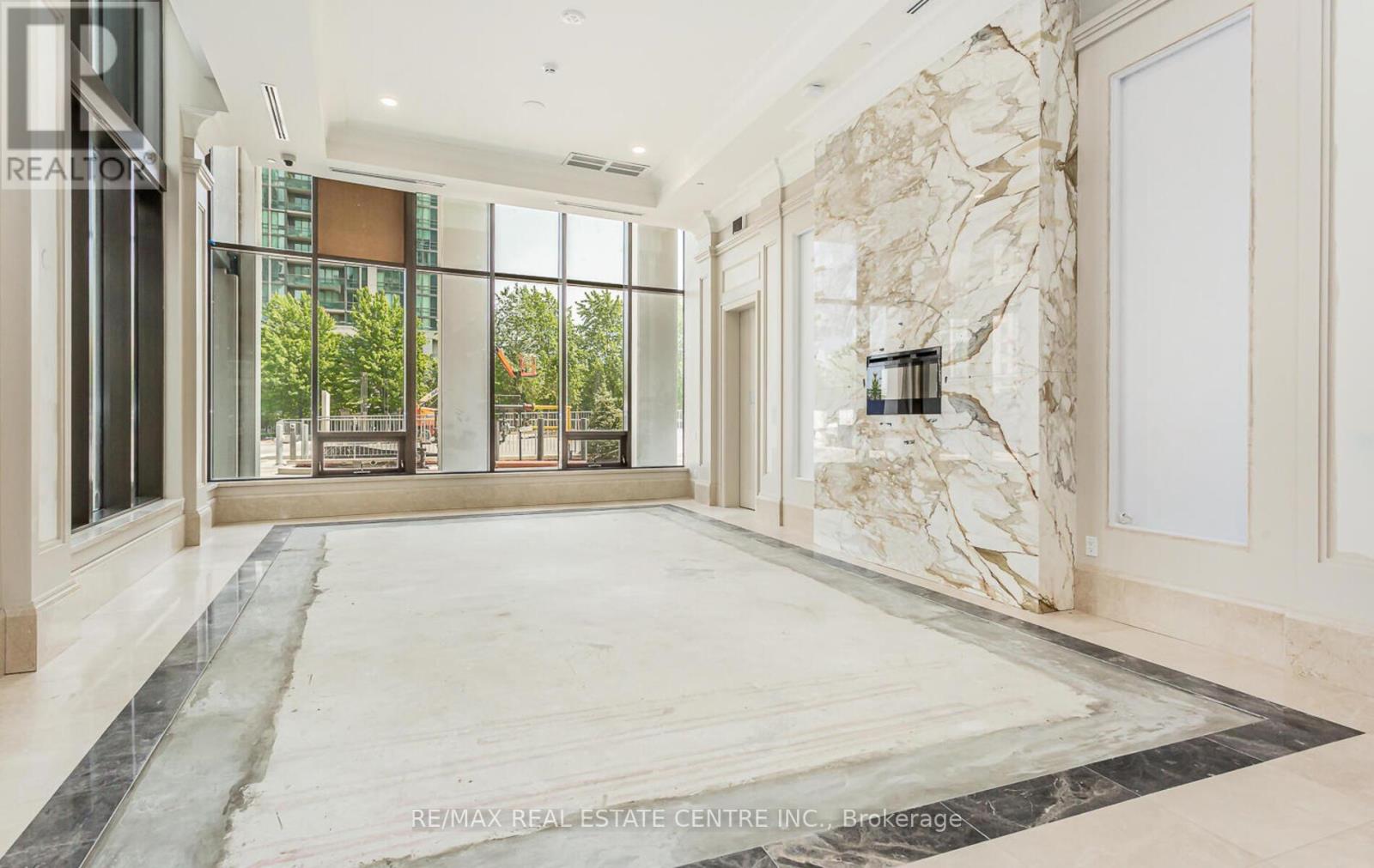 1610 - 36 Elm Drive W, Mississauga, Ontario  L5B 1L9 - Photo 5 - W13018058