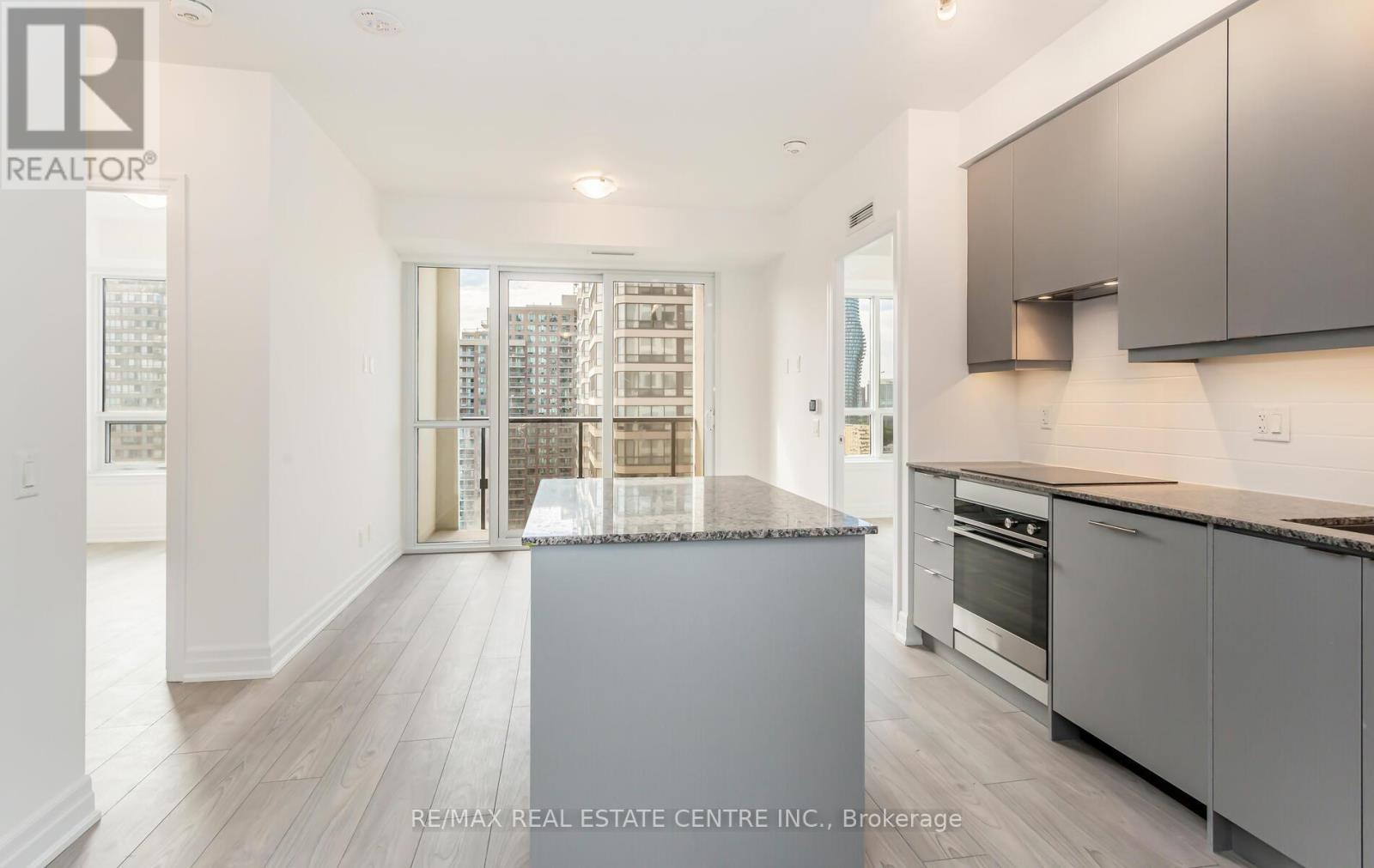 1610 - 36 Elm Drive W, Mississauga, Ontario  L5B 1L9 - Photo 9 - W13018058