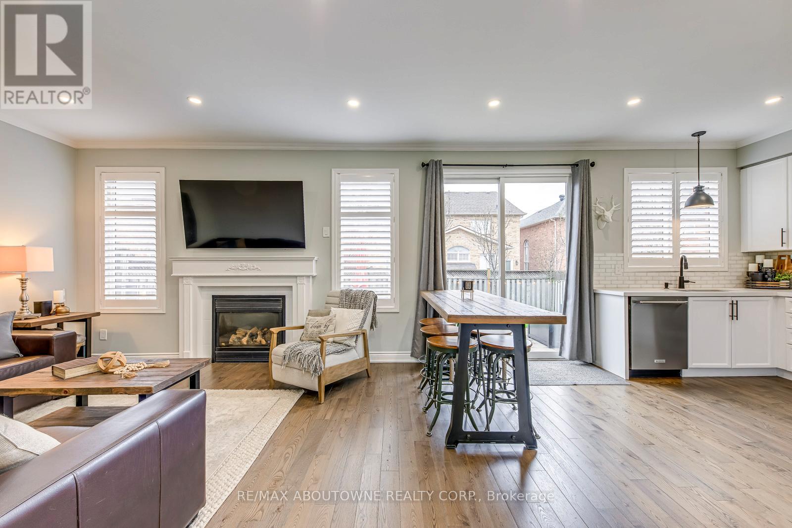 2536 Bracken Drive, Oakville, Ontario  L6M 4R7 - Photo 16 - W13018064