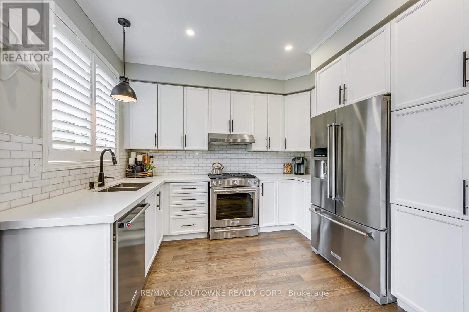 2536 Bracken Drive, Oakville, Ontario  L6M 4R7 - Photo 20 - W13018064