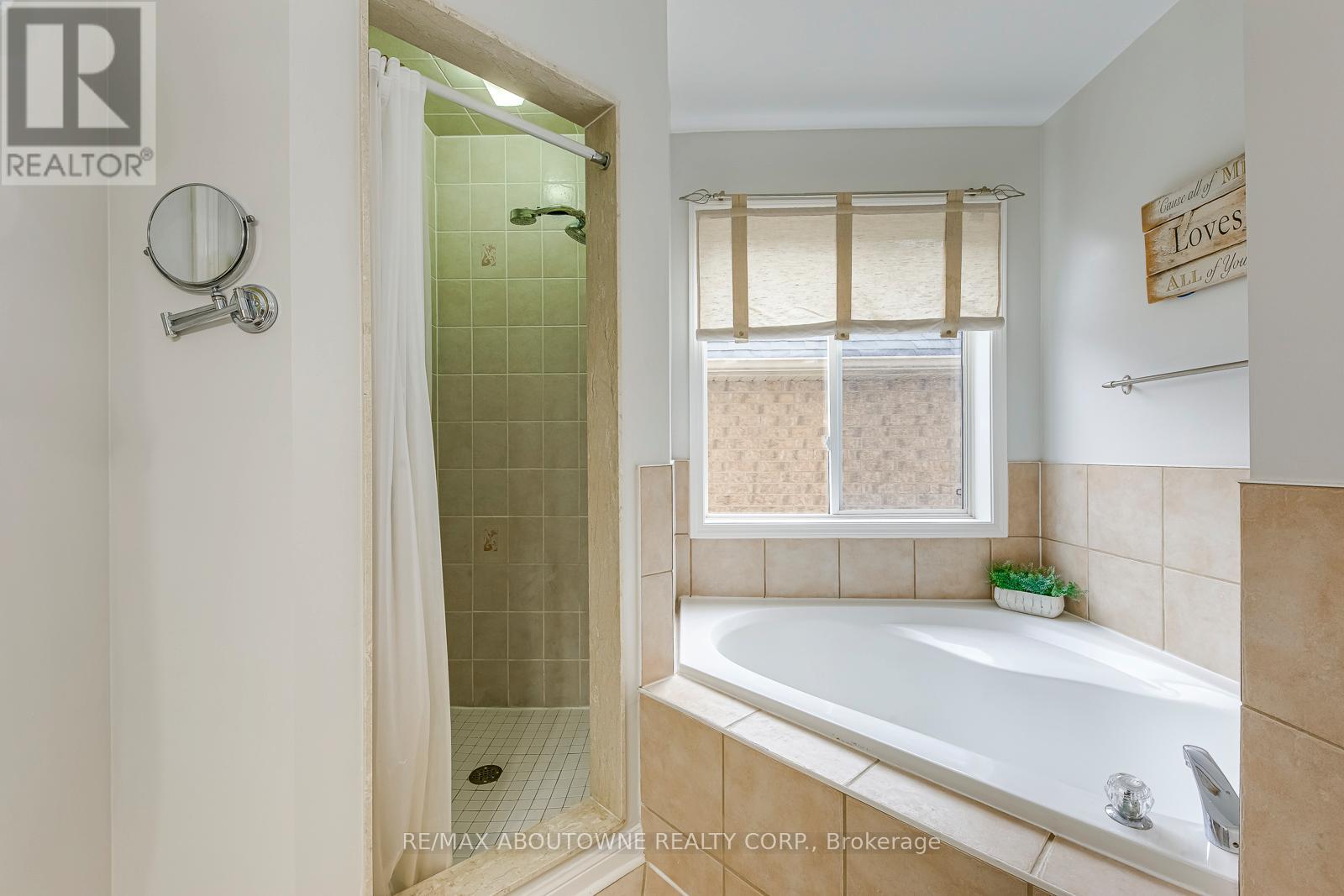 2536 Bracken Drive, Oakville, Ontario  L6M 4R7 - Photo 31 - W13018064