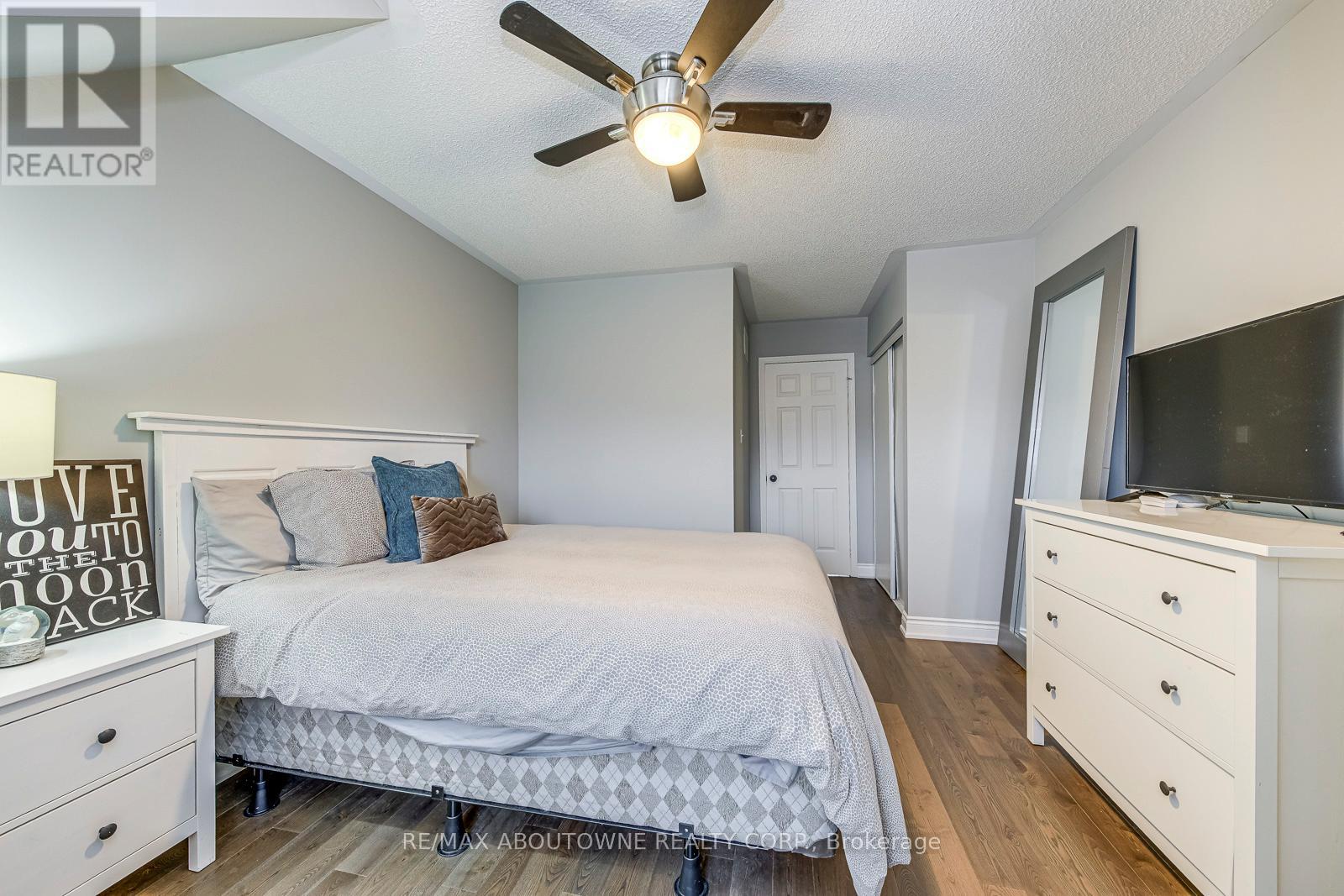 2536 Bracken Drive, Oakville, Ontario  L6M 4R7 - Photo 37 - W13018064