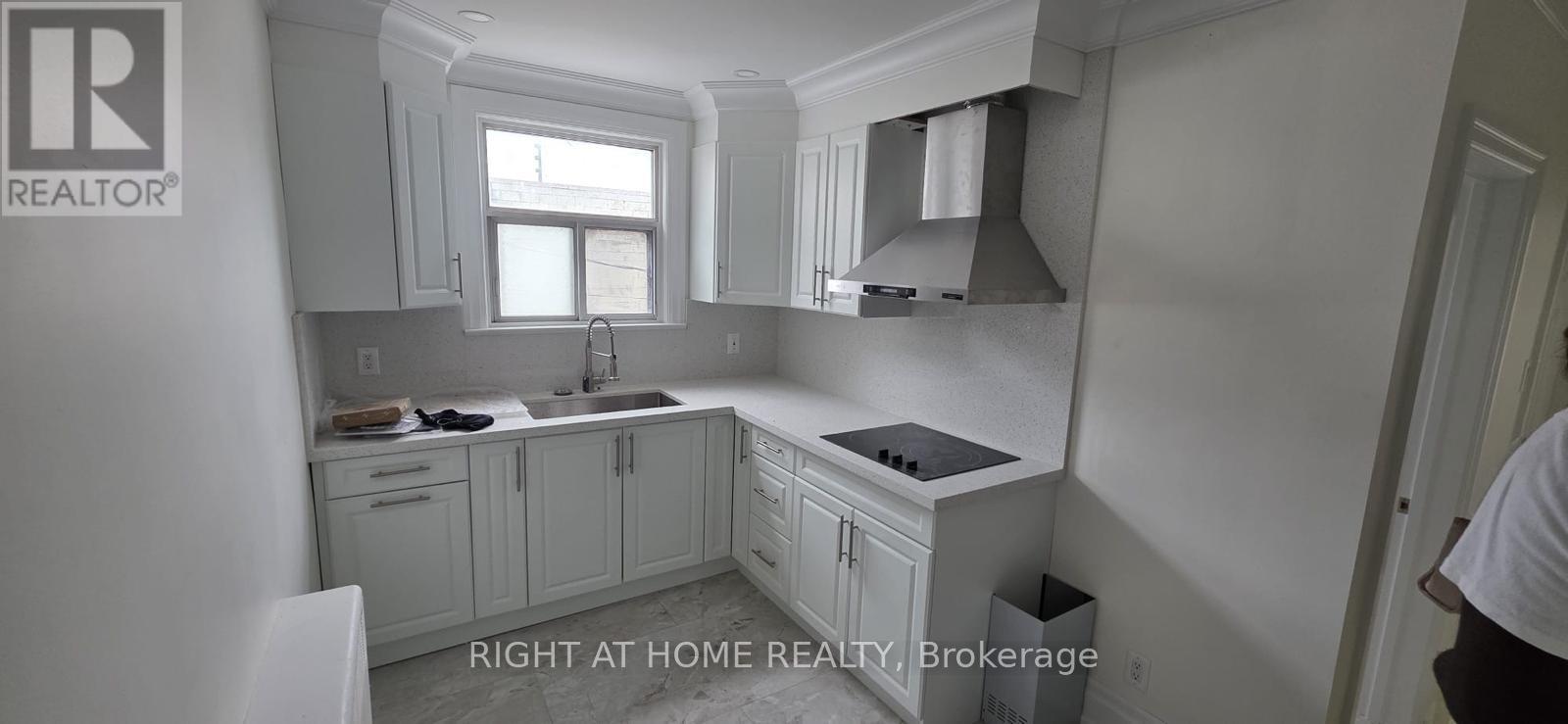 01 - 1782 JANE STREET S, Toronto, Ontario