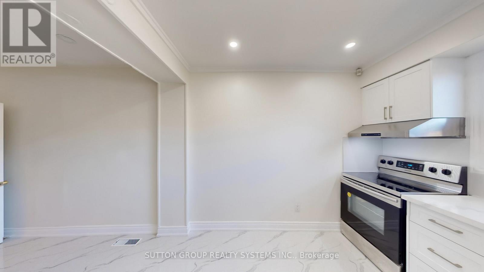 128 Northland Avenue, Toronto, Ontario  M6N 2E2 - Photo 11 - W13018088