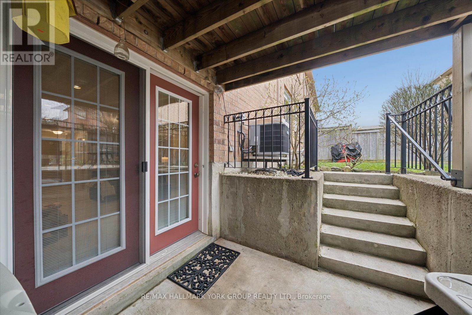 202 Duskywing Way, Oakville, Ontario  L6L 6X4 - Photo 28 - W13018090