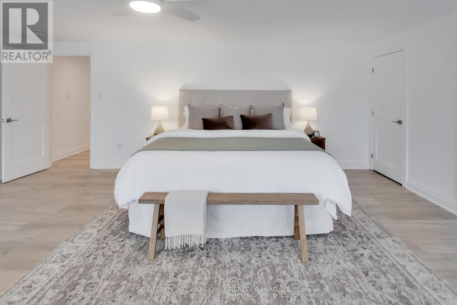 1124 Lansdown Drive, Oakville, Ontario  L6J 7N7 - Photo 21 - W13018156