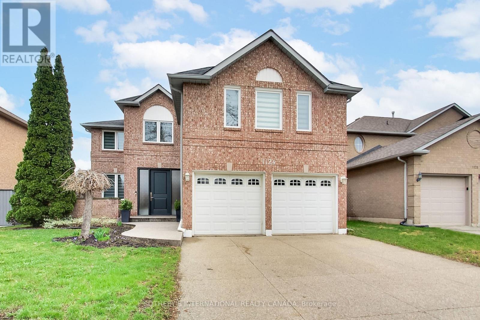 1124 Lansdown Drive, Oakville, Ontario  L6J 7N7 - Photo 31 - W13018156