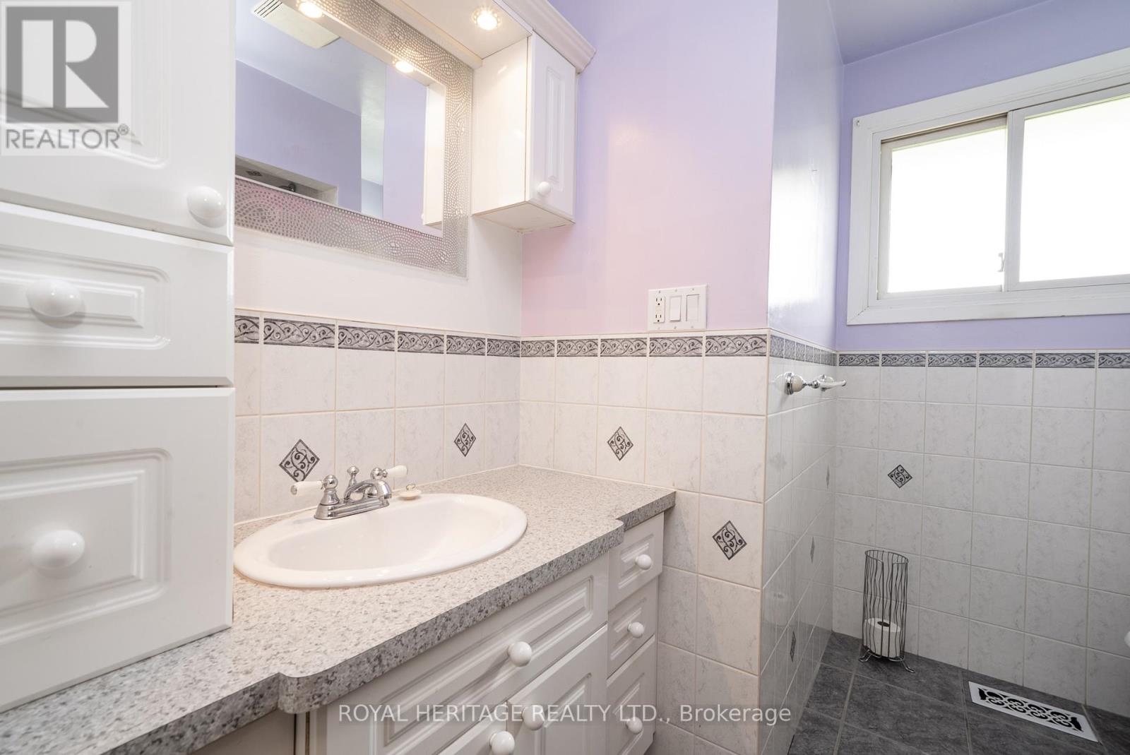 46 Given Road, Clarington, Ontario  L1B 1G9 - Photo 18 - E13018272