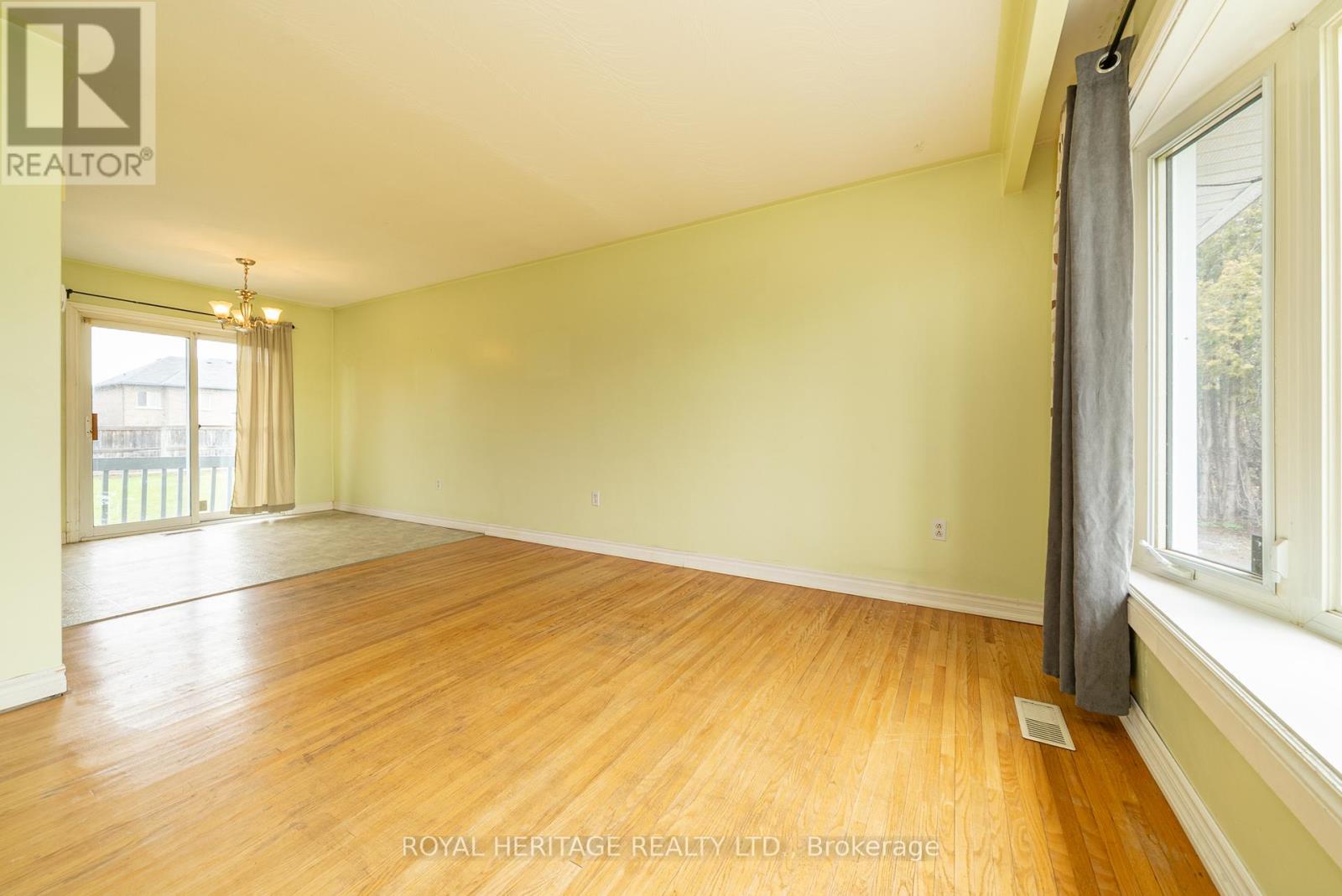 46 Given Road, Clarington, Ontario  L1B 1G9 - Photo 4 - E13018272