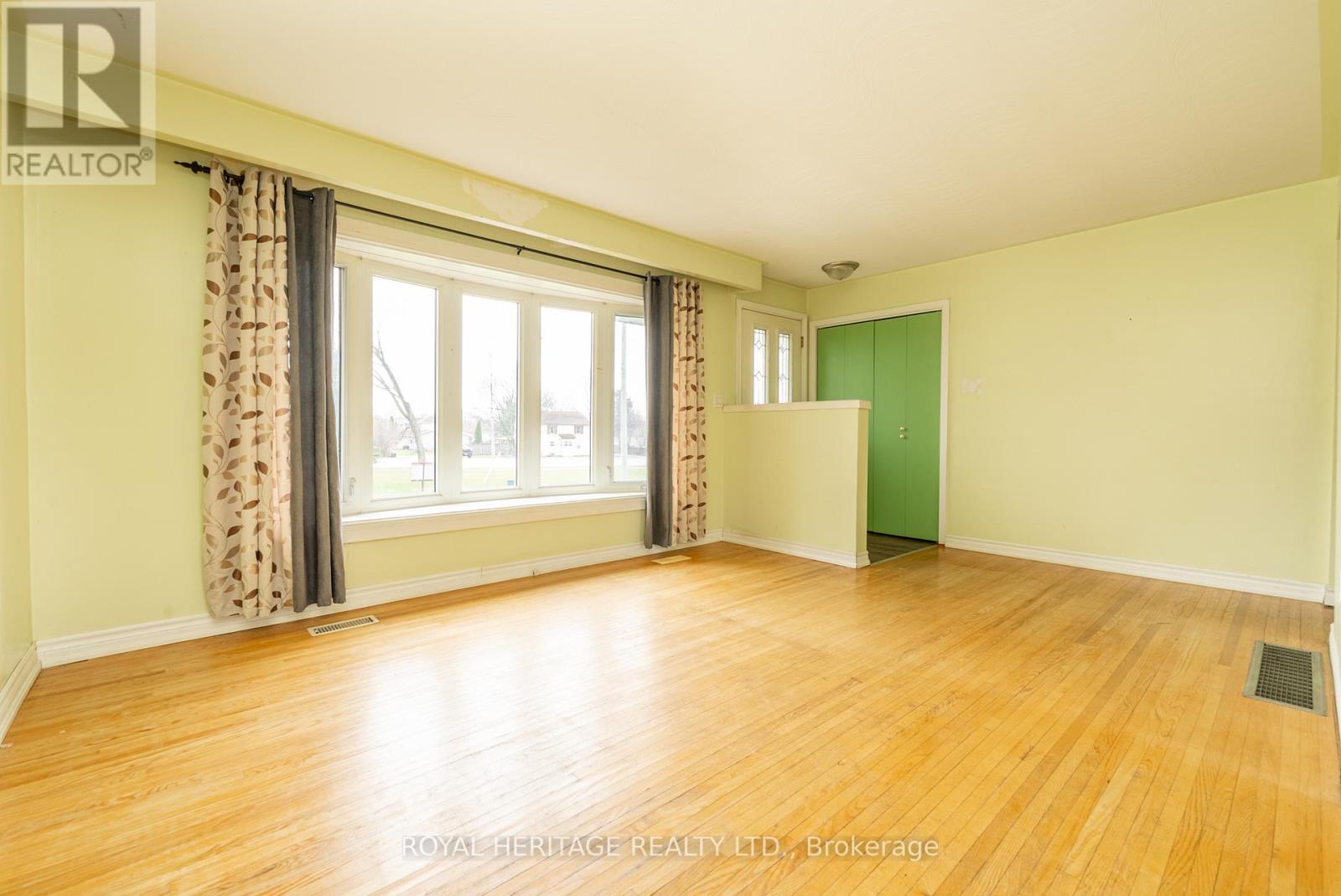 46 Given Road, Clarington, Ontario  L1B 1G9 - Photo 6 - E13018272