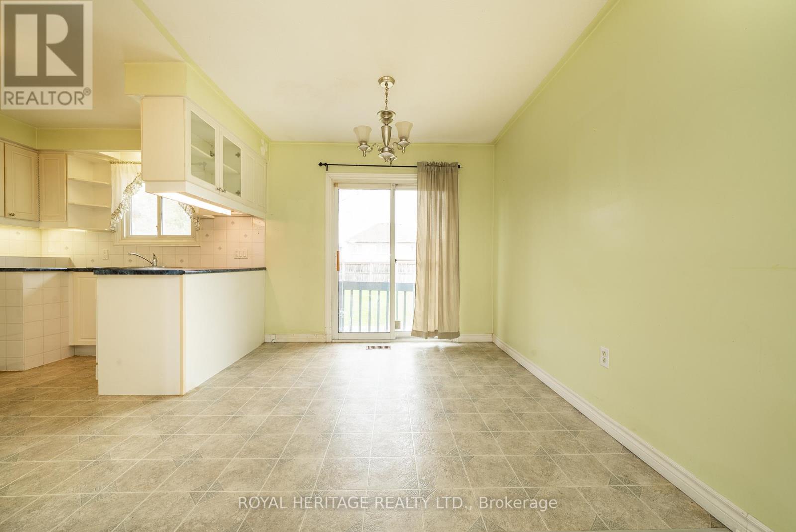 46 Given Road, Clarington, Ontario  L1B 1G9 - Photo 9 - E13018272