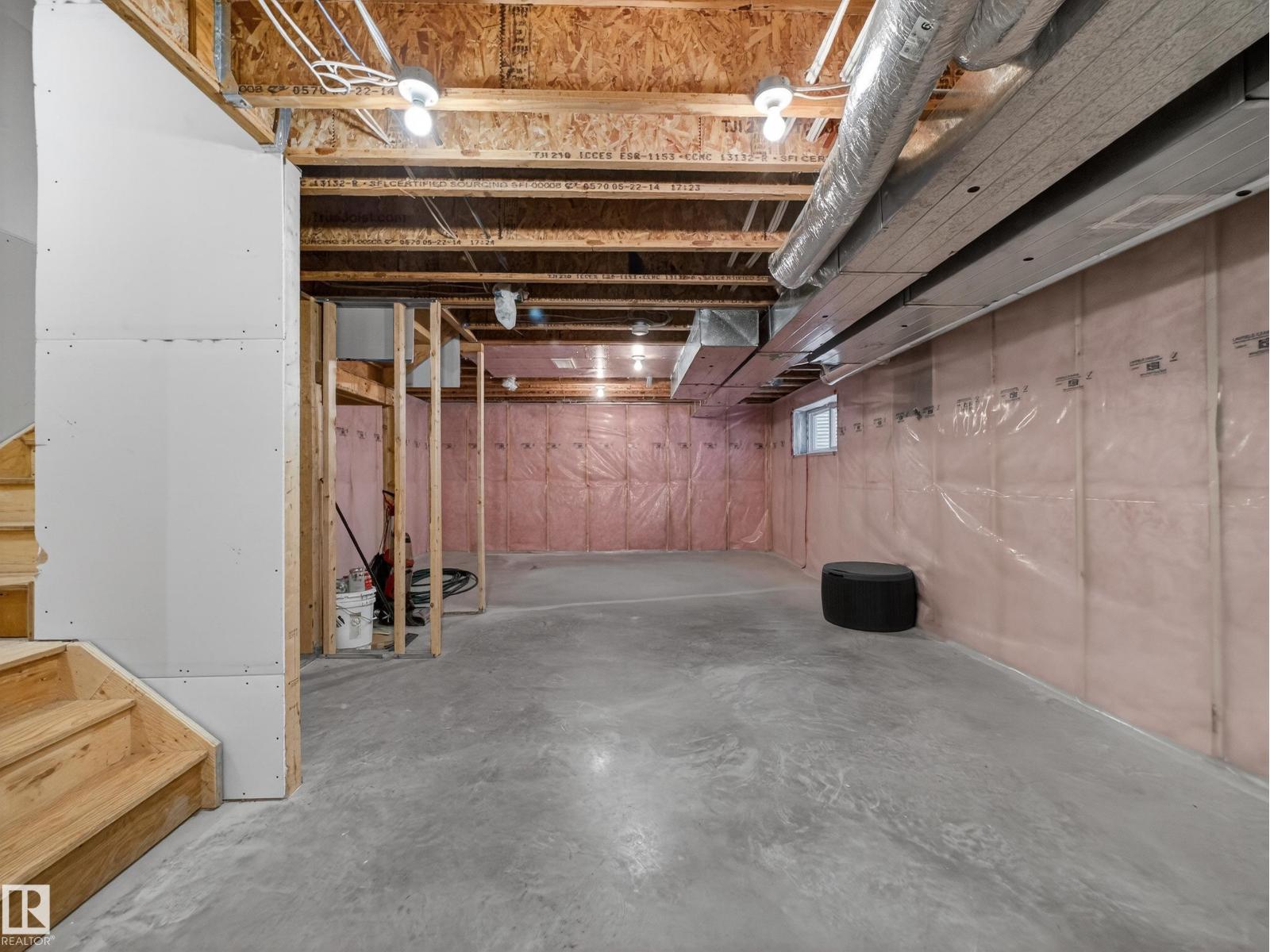 728 Secord Bv NW, Edmonton, Alberta  T5T 7A8 - Photo 33 - E4477102