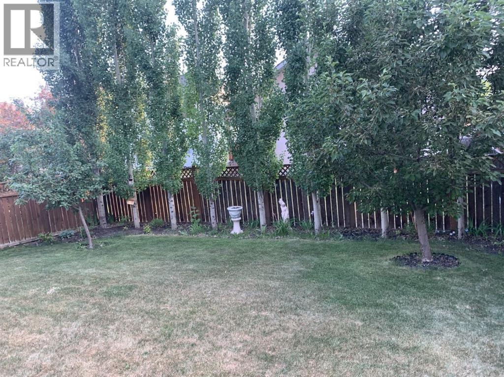 119 Valley Glen Bay Nw, Calgary, Alberta  T3B 5P9 - Photo 46 - A2303270