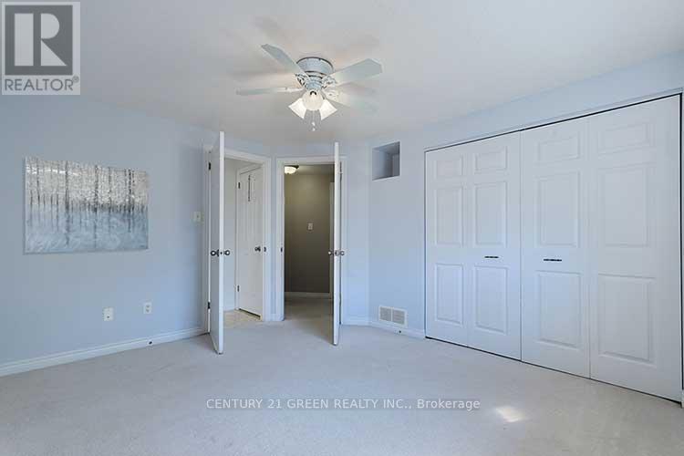 182 Starwood Drive, Guelph, Ontario  N1E 7G3 - Photo 12 - X13018104