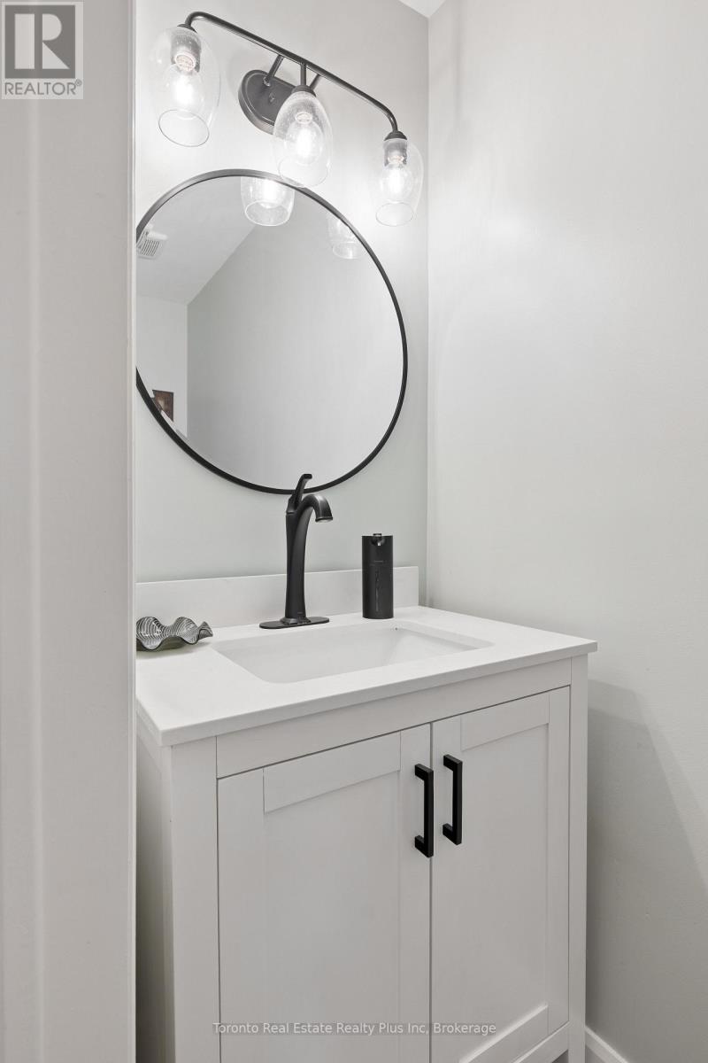 450 Winchester Drive, Waterloo, Ontario  N2T 1J1 - Photo 23 - X13018144