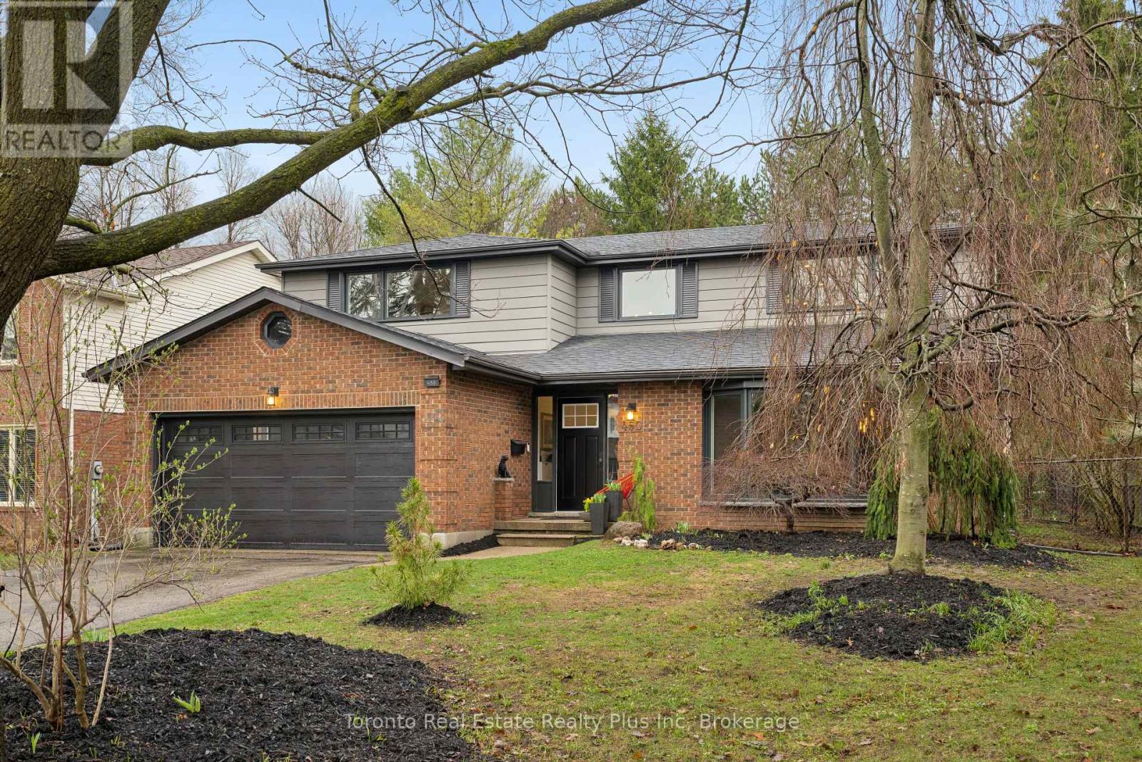 450 Winchester Drive, Waterloo, Ontario  N2T 1J1 - Photo 3 - X13018144