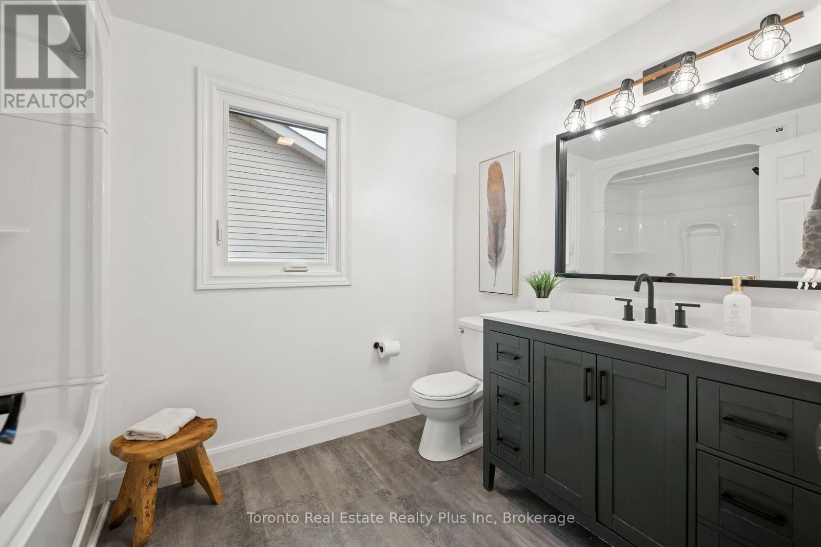 450 Winchester Drive, Waterloo, Ontario  N2T 1J1 - Photo 33 - X13018144