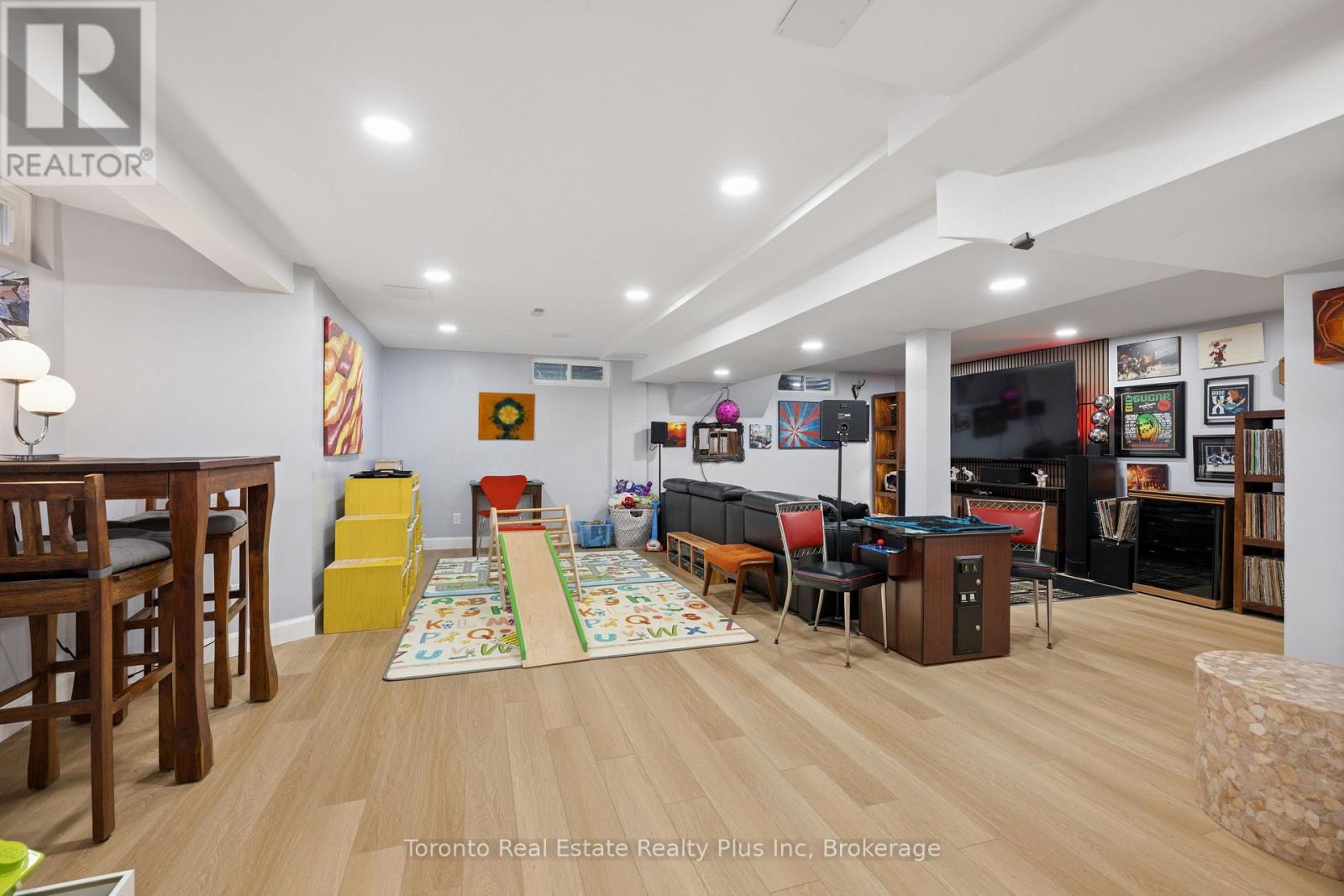 450 Winchester Drive, Waterloo, Ontario  N2T 1J1 - Photo 39 - X13018144