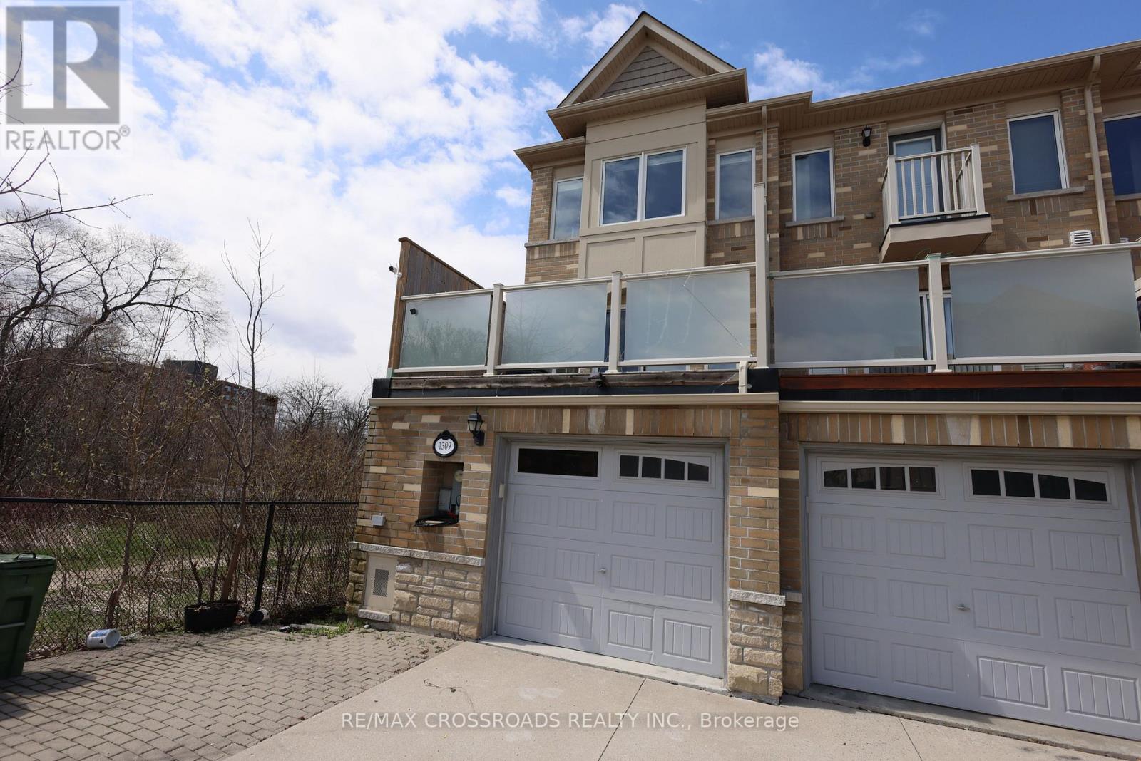1309 Danforth Road, Toronto, Ontario  M1J 0B1 - Photo 2 - E13016934