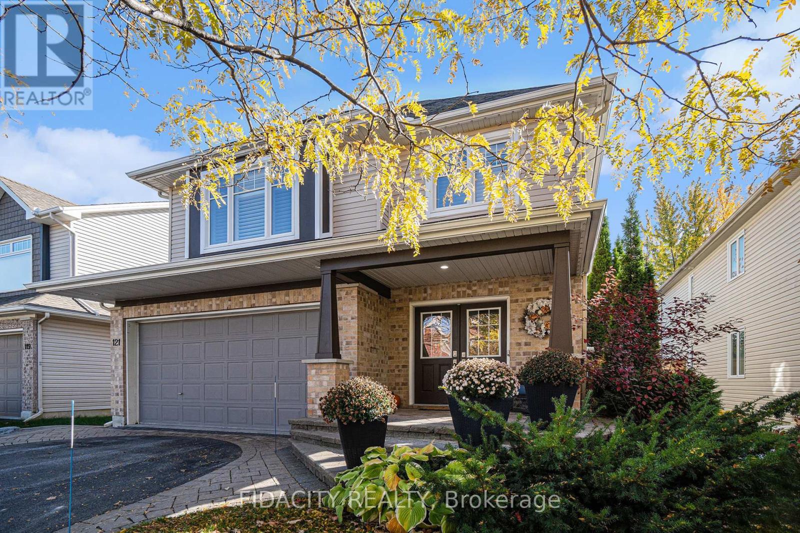 121 Bandelier Way, Ottawa, Ontario  K2S 0C2 - Photo 2 - X13018188