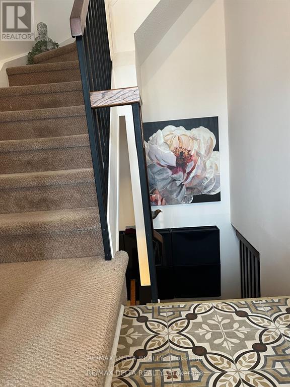 203 - 1835 Marsala Crescent, Ottawa, Ontario  K4A 2E5 - Photo 3 - X13018210