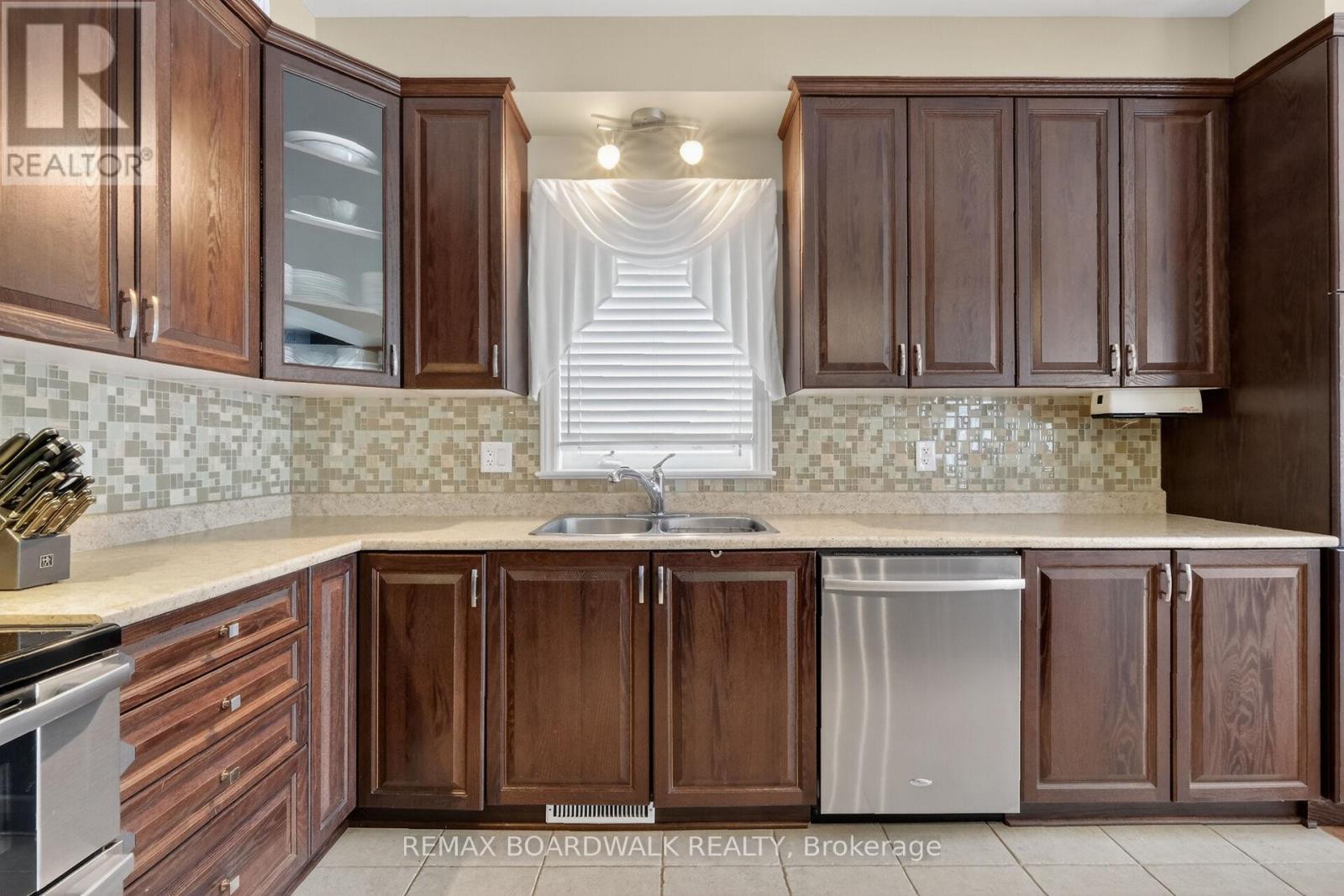 241 Denali Way, Ottawa, Ontario  K2S 0N1 - Photo 14 - X13018244