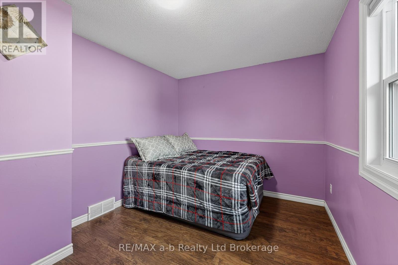 346 Riverview Drive, Strathroy-Caradoc, Ontario  N7G 4B7 - Photo 21 - X13018228