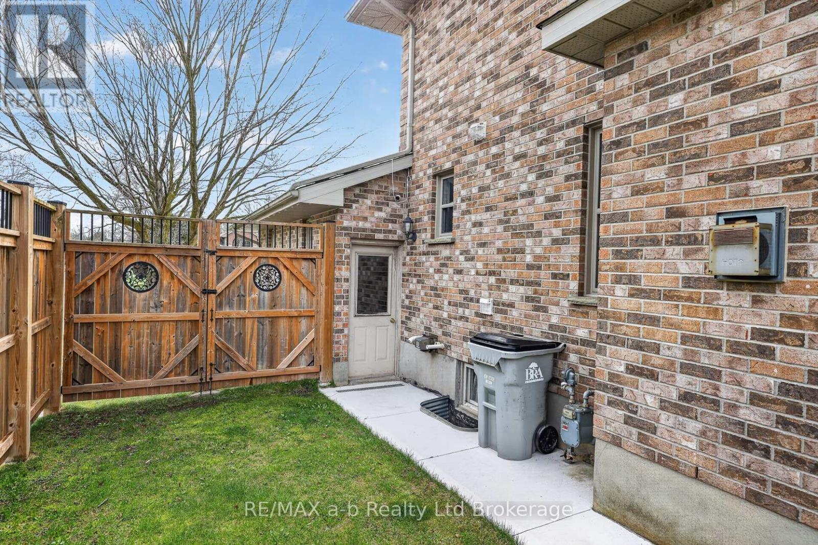 346 Riverview Drive, Strathroy-Caradoc, Ontario  N7G 4B7 - Photo 27 - X13018228